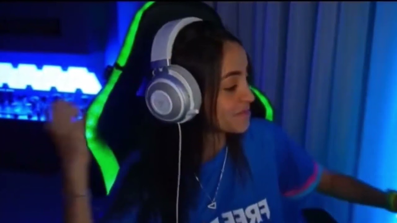 VAZOU!! LOUD BABI MOSTRA SUA PEP*CA EM LIVE?😈
