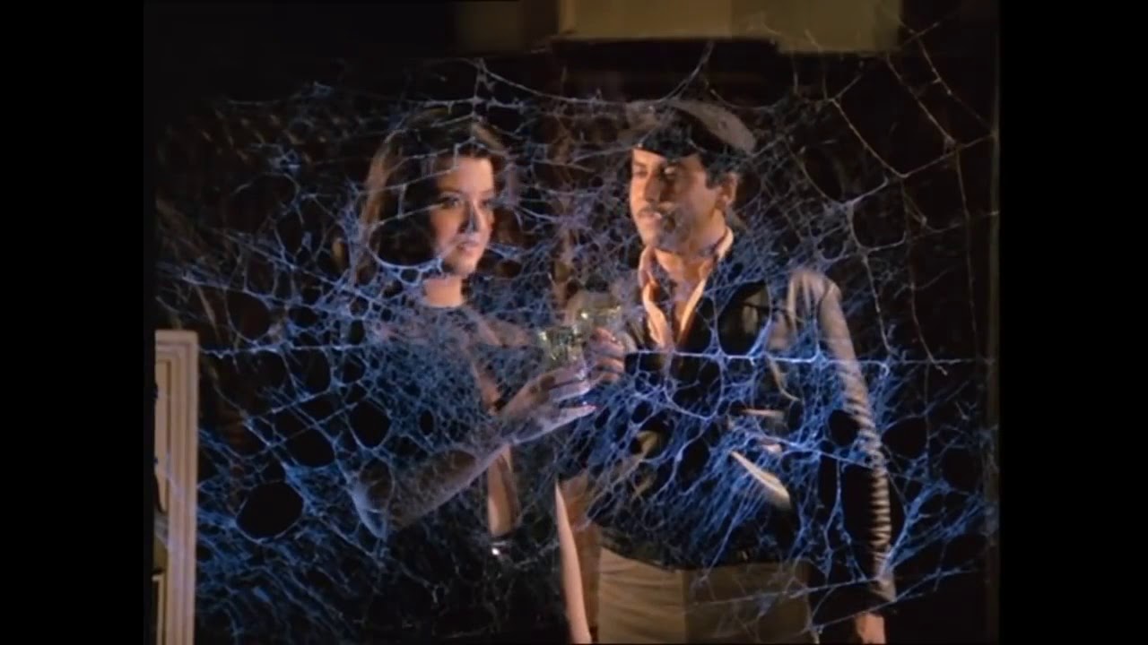 Veerana Horror movie Jasmine's very hot scene | Veerana movie hot scene