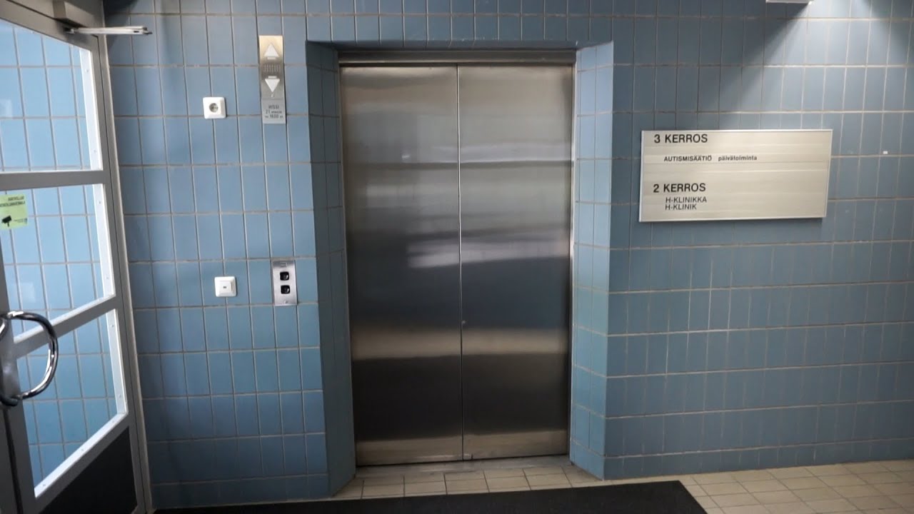 VERY RARE touch fixtures! large 1990 KONE 2-speed traction elevator @ Liesikuja 7B, Vantaa, Finland