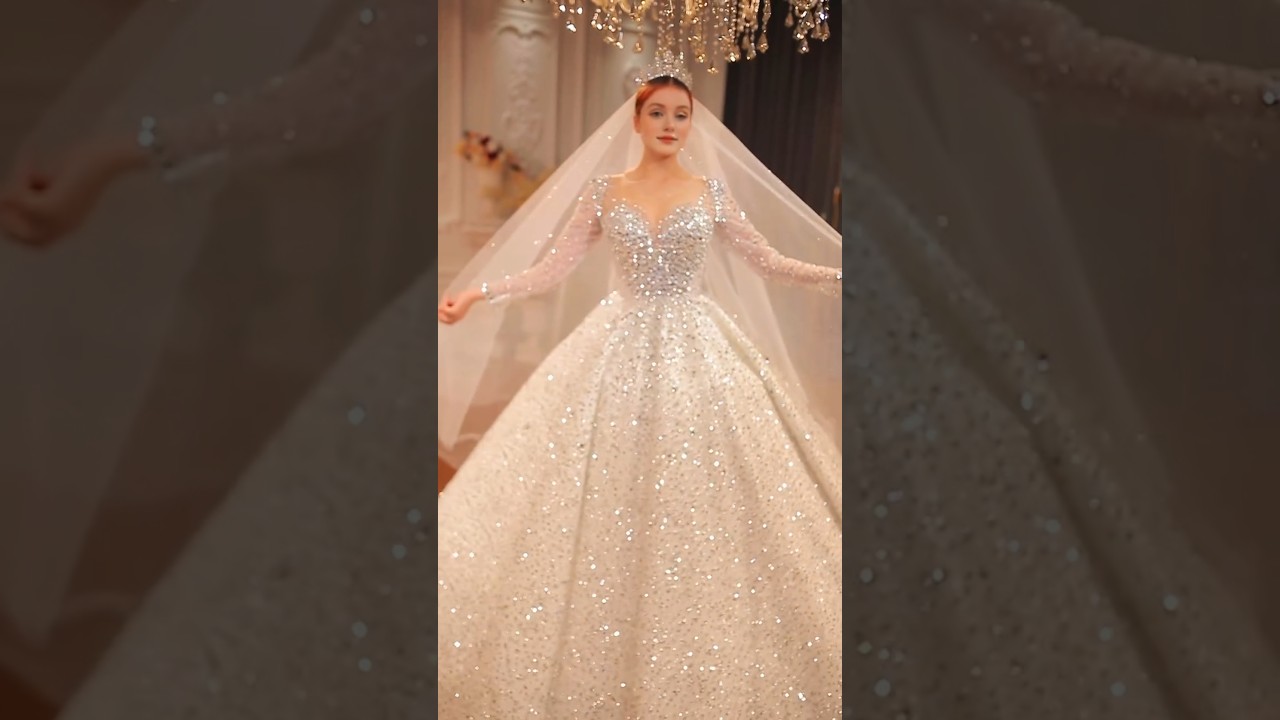 Vestidos De Noiva Princesa de Luxo Brilho e Coroa com véu #weddingdress #vestidosdenoiva #noivas