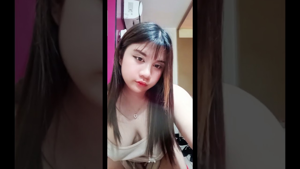 Video Semok Uting Keluarrrrr....