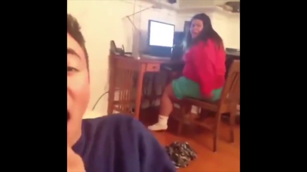 Vine: Girl farts when scared