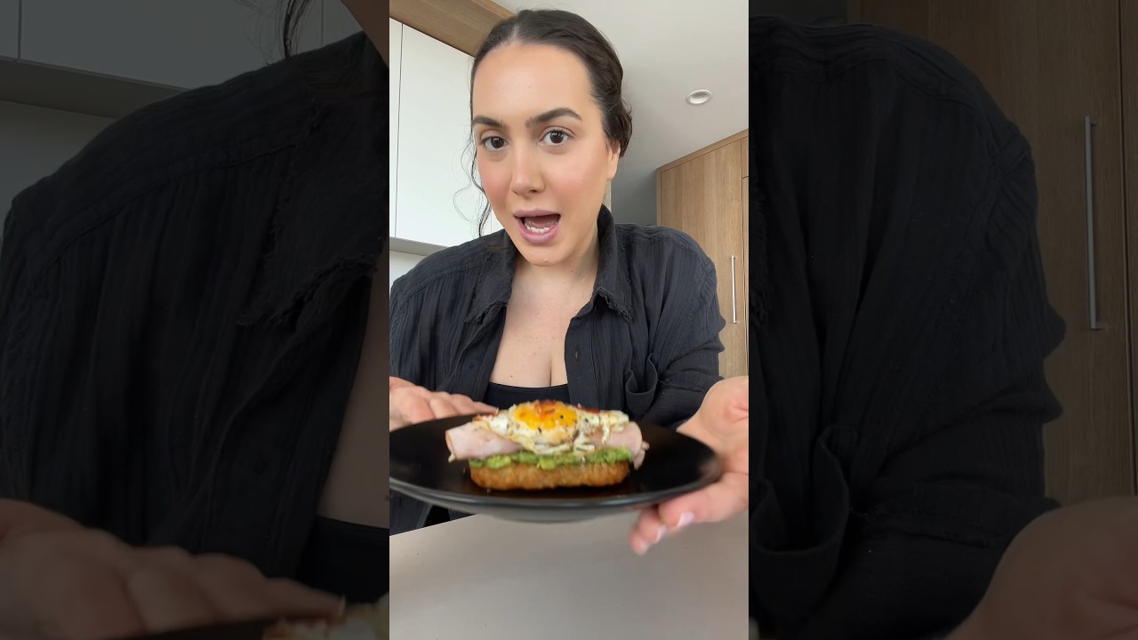 Violaaaa!! It so yummy. 10/10 🤤🤤 #breakfast #traderjoes #hasbrown #eggs #bestbreakfast
