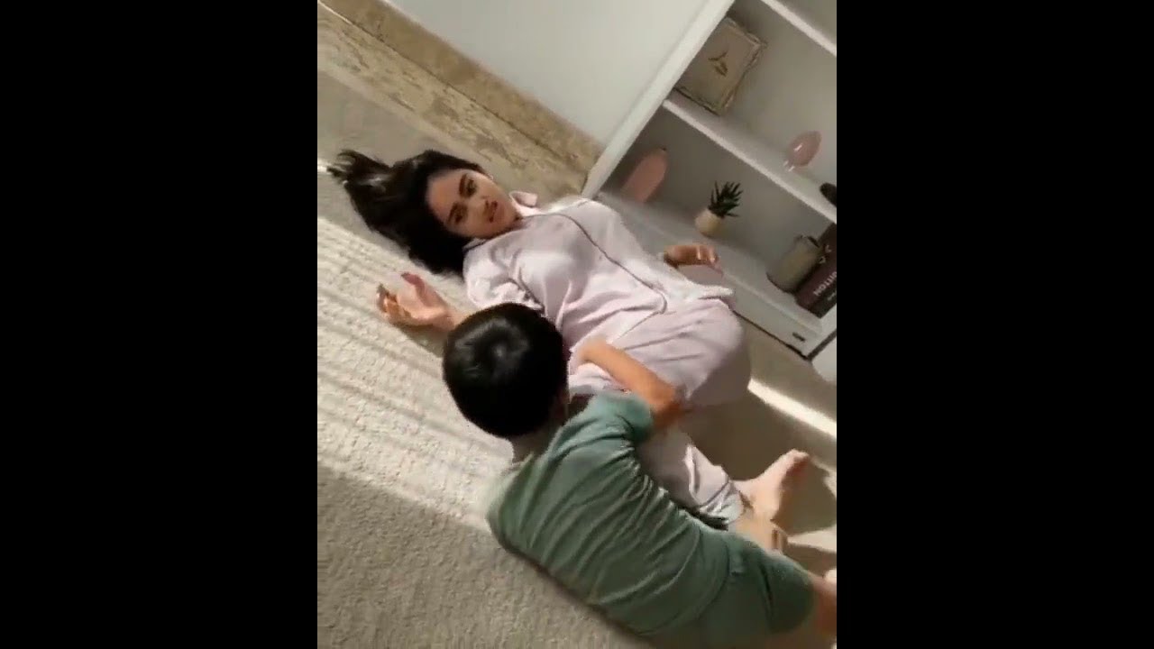 VIRAL ADEK KAKAK LINK DI KOMEN