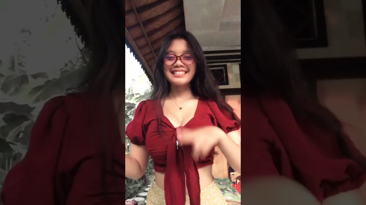 Viral Selebgram Bali nikita cintya Dance hot 🤩 #viral #selebgram #shorts