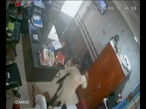 viral video of kanpur hamirpur road paramount hospital #viralvideo #viral #hamirpur #doctor