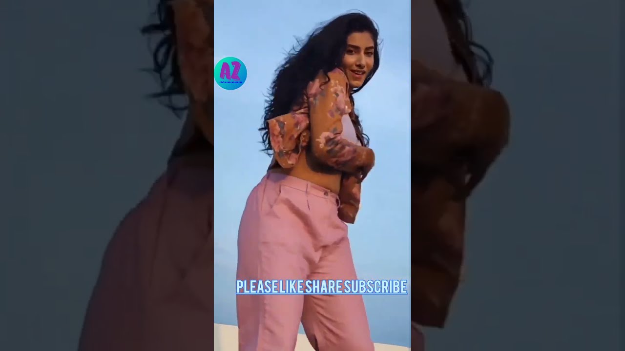 Vishnu Priya hot boo..*** Shake