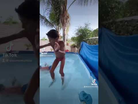 Vita in piscina😀