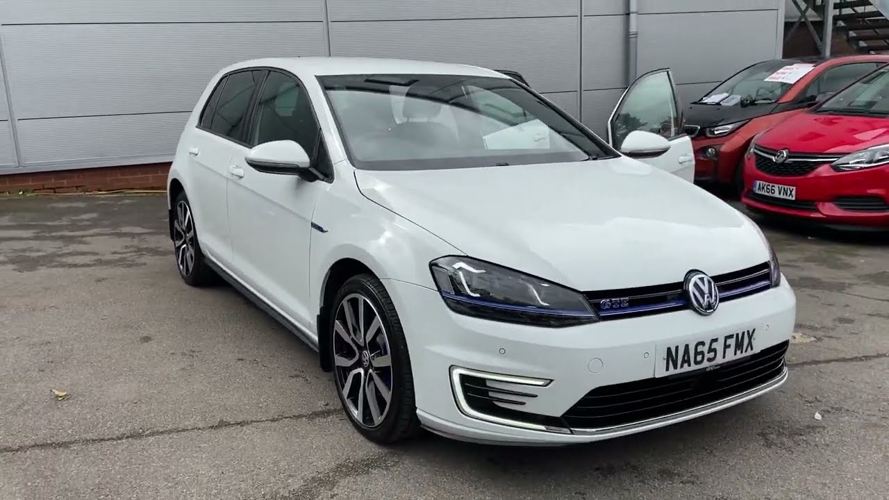 Volkswagen Golf 1.4 TSI GTE Hatchback 5dr Petrol Plug-in Hybrid DSG Euro 6 s/s 204 ps Walkaround