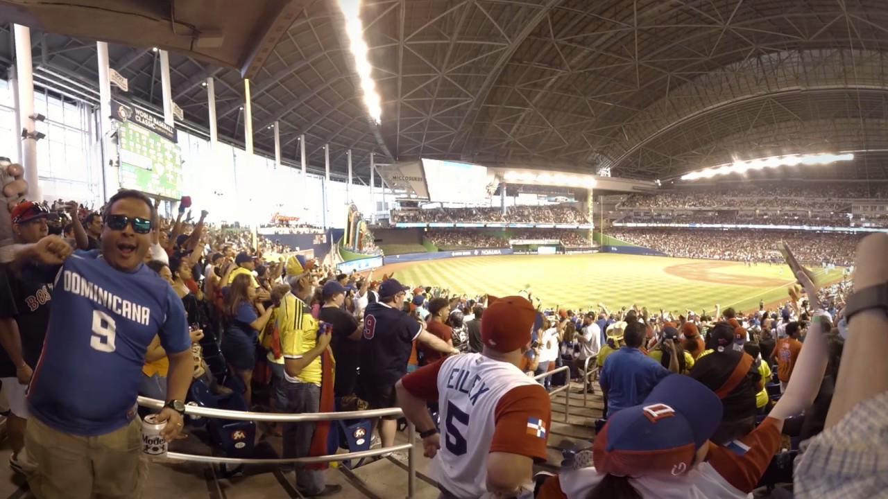 VR 360: Bautista's great throw home