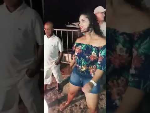 Várias novinhas - ielly dançando