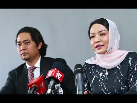 Wanita dakwa dianiaya Nur Sajat kerana gagal tukar jantina