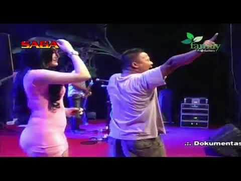 waow AYU VAGANZA goyang Hot sampai di pluk cium pesawer