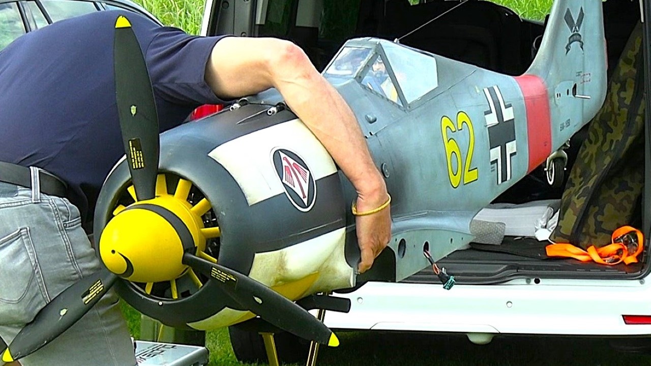 WARBIRD MEETING 2025 OBERKULM | LARGE SCALE RC FIGHTERS AND BOMBERS START UP AND FLY