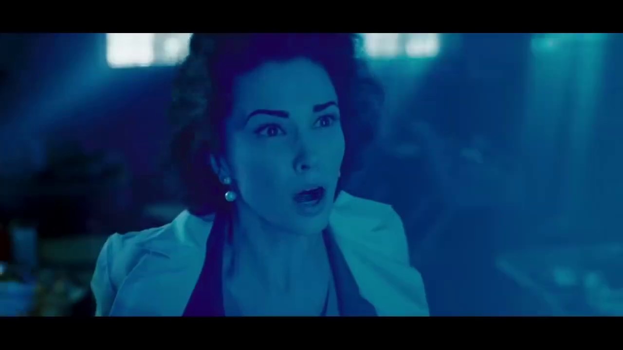 WATCHMEN IMAX Scene - Jon Osterman turns into Dr  Manhattan