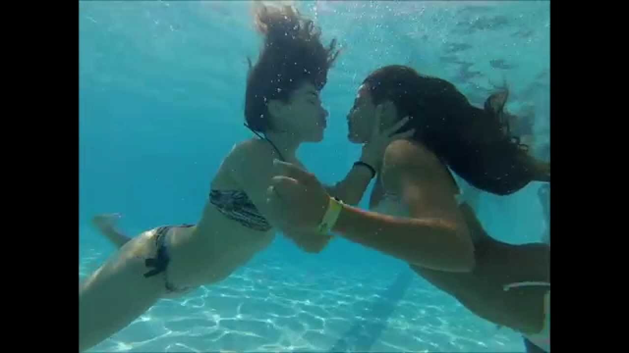 Water kiss