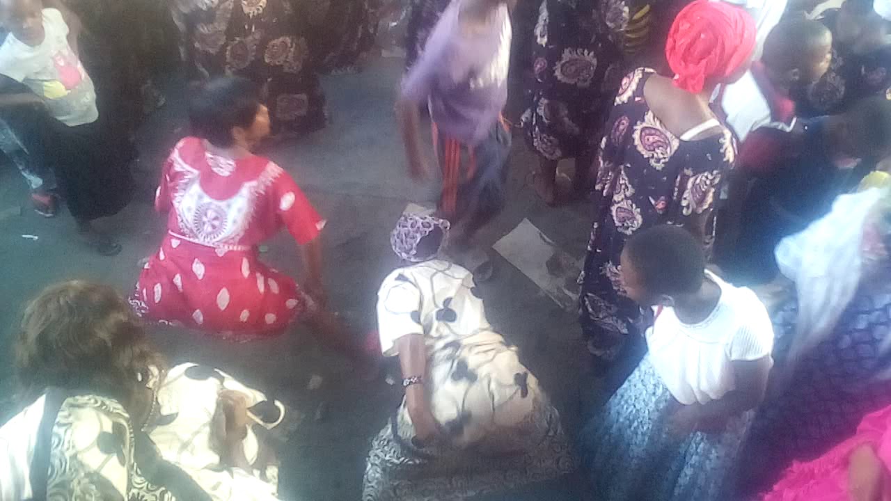 Watoto wa bugurun Konk(3)