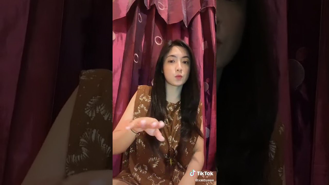 Waw cewe rumahan pake daster bikin sange
