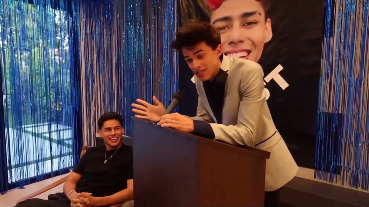 WE ROAST ANDREW DAVILA /BRENT RIVERA BEN AZELART PIERSON JEREMY AND LEXI  WATCH THIS | ROYALTY9dudes