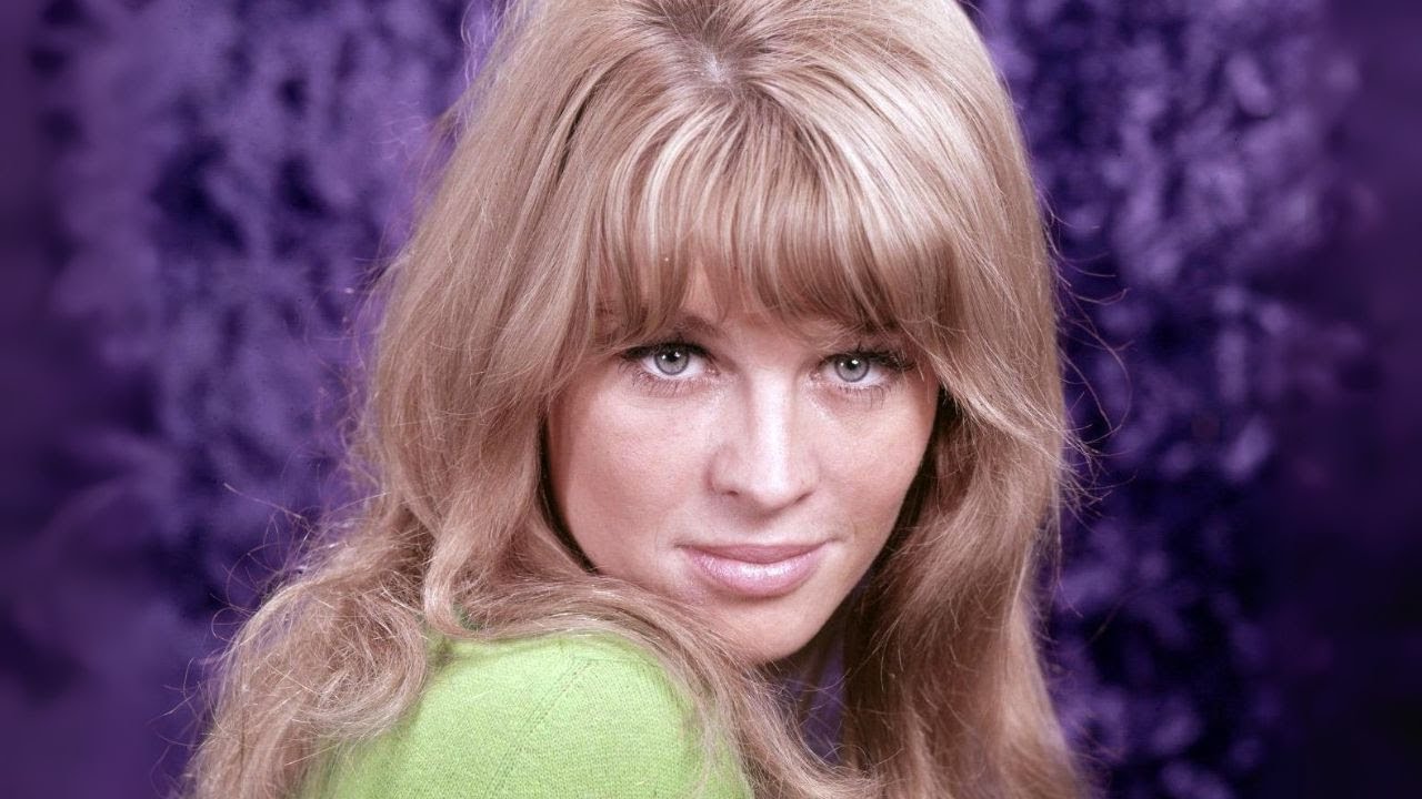 What Happened To Julie Christie Is Just Heartbreaking