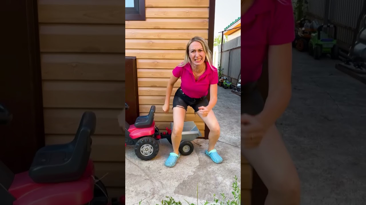 What to do if the TOILET is CLOSED?❌🚽😱 #shorts by Leisi Crazy