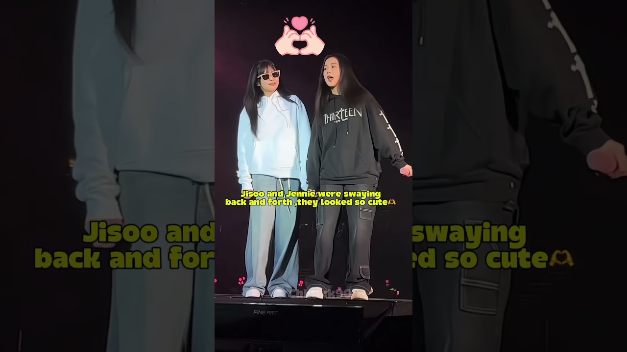When the members vibe to the music.😆 #jisoo #jennie #rosé #lisa #blackpink