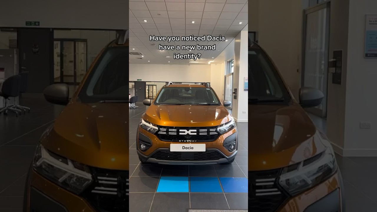 Which do you prefer; the old or the new Dacia? 🤔 #dacia #daciastepway #daciasanderostepway