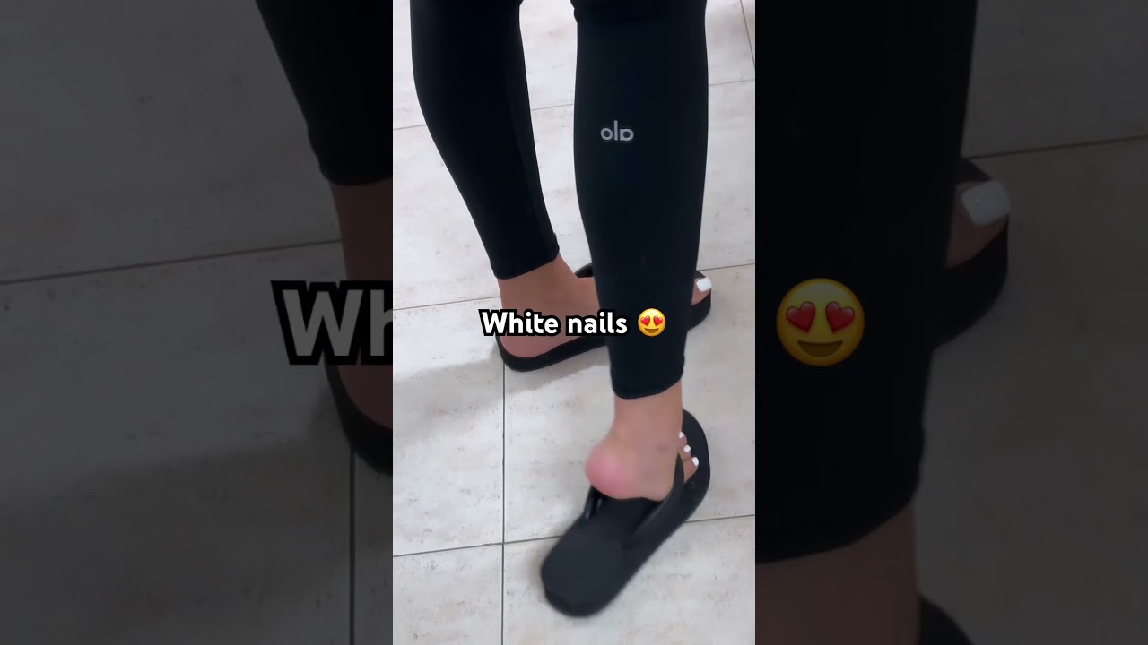 White nails love ❤️ #goddess #feet