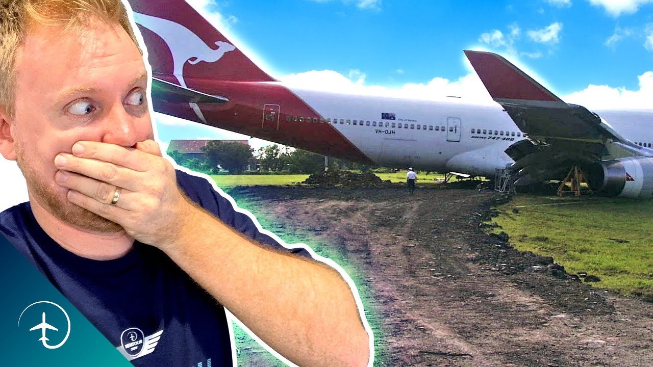 WHY did This Airplane MISS the RUNWAY? | Qantas flight 001