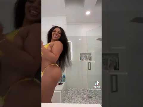 Woah Vicky and KKVSH tiktok🍑😂