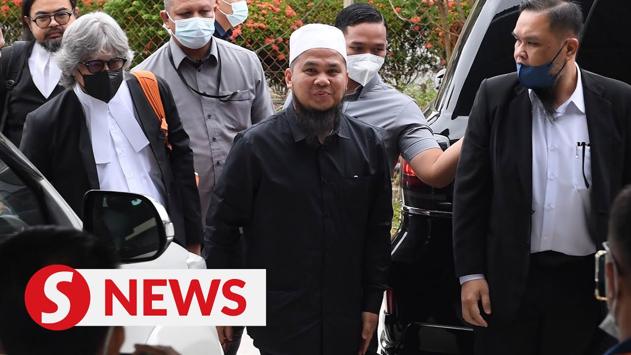 Woman shared screenshots of her conversation with Ebit Lew containing lewd pictures, court told