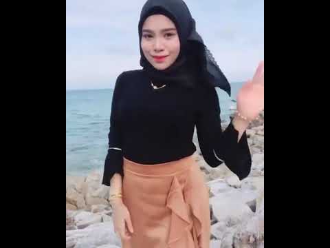 Woooww..!! Sexy nya Mira Sakura Saat Berhijab || Bikin Ng***ng