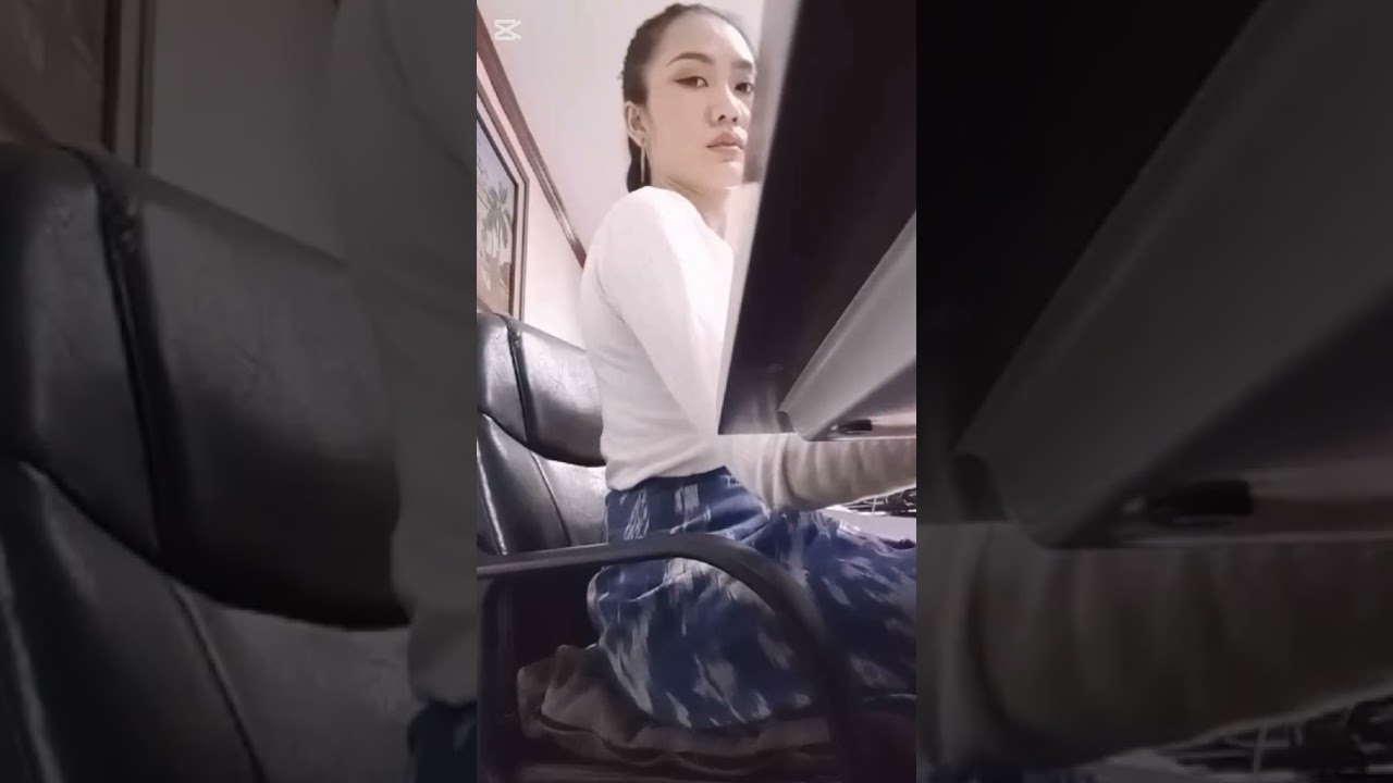 Wow office girl Bigo Live periscope Tango Live Lovely #periscope #mindmii #Ayu Channel 💕❤️