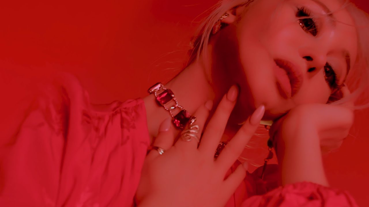 WRAYA - Tight Rope (Official Music Video) [Wengie]