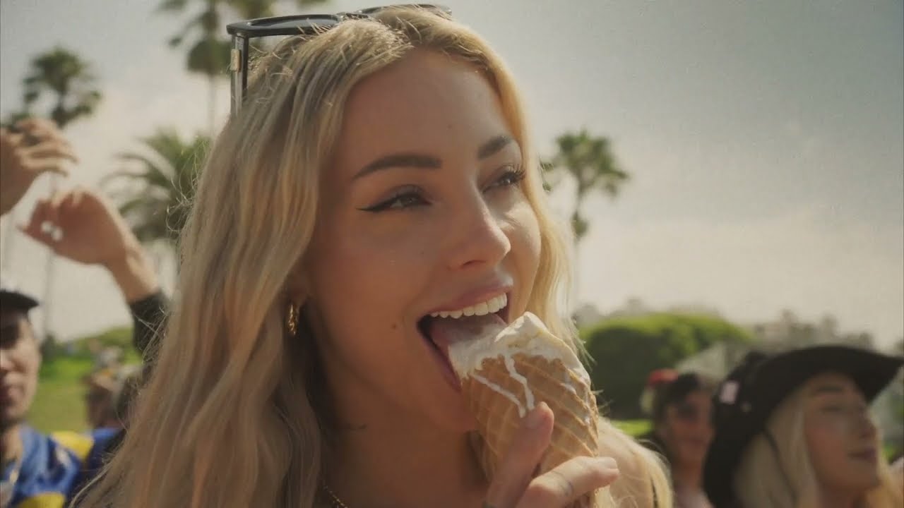 Wuki - Sunshine (My Girl) [Official Music Video]