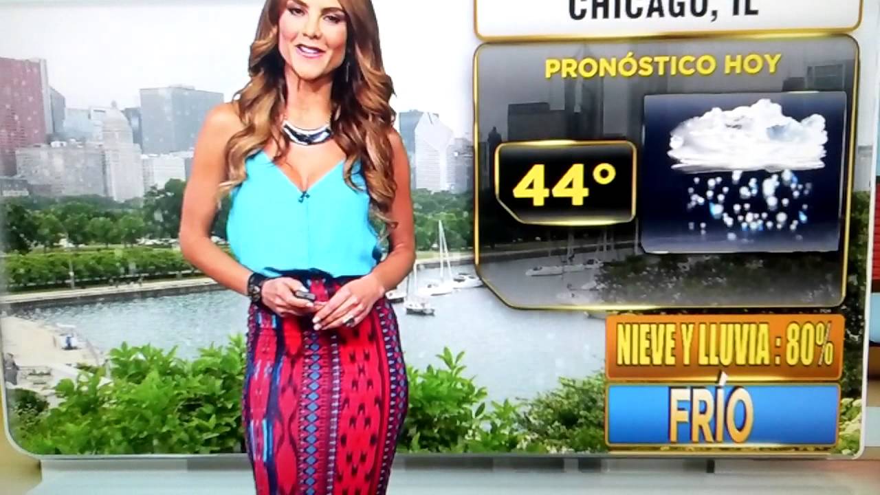 Ximena cordoba con un sexy vestido rojo pegadito