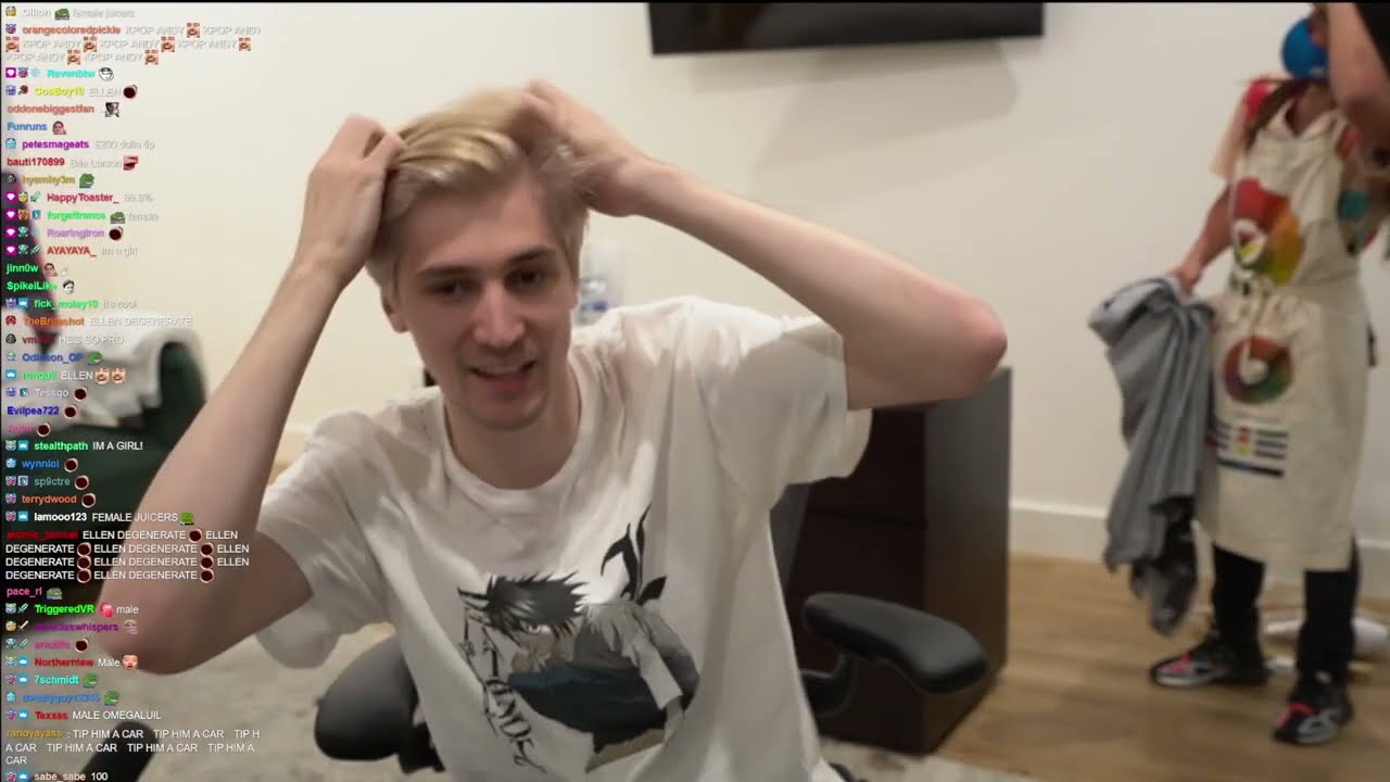 xQc gets a NEW haircut (Hair REVEAL!!)