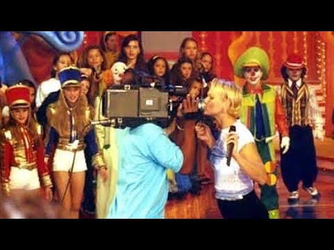 Xuxa Park 1999 - marquinha na câmera