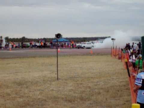 xy burnout at  Narrandera  drag's