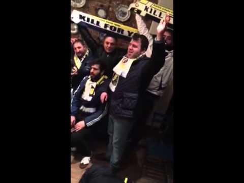 Yaşarım Tek Başıma Kaşkolum Hep Boynumda FENERBAHÇE Sen Çok Yaşa....!1