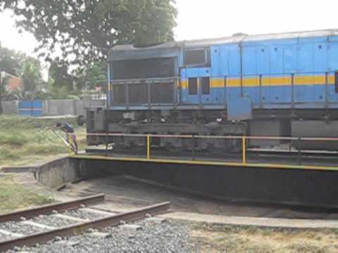 Yaldevi Train Engine-Pic by Namiz Musafer
