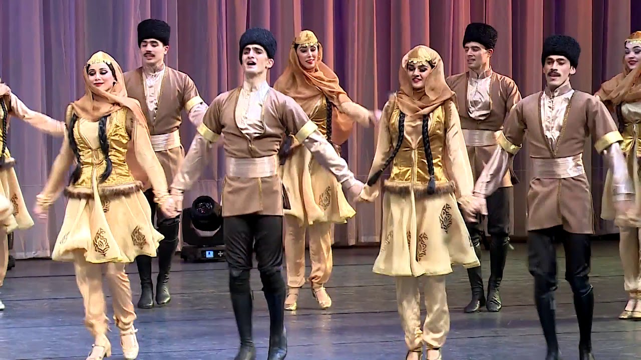 YALLİ