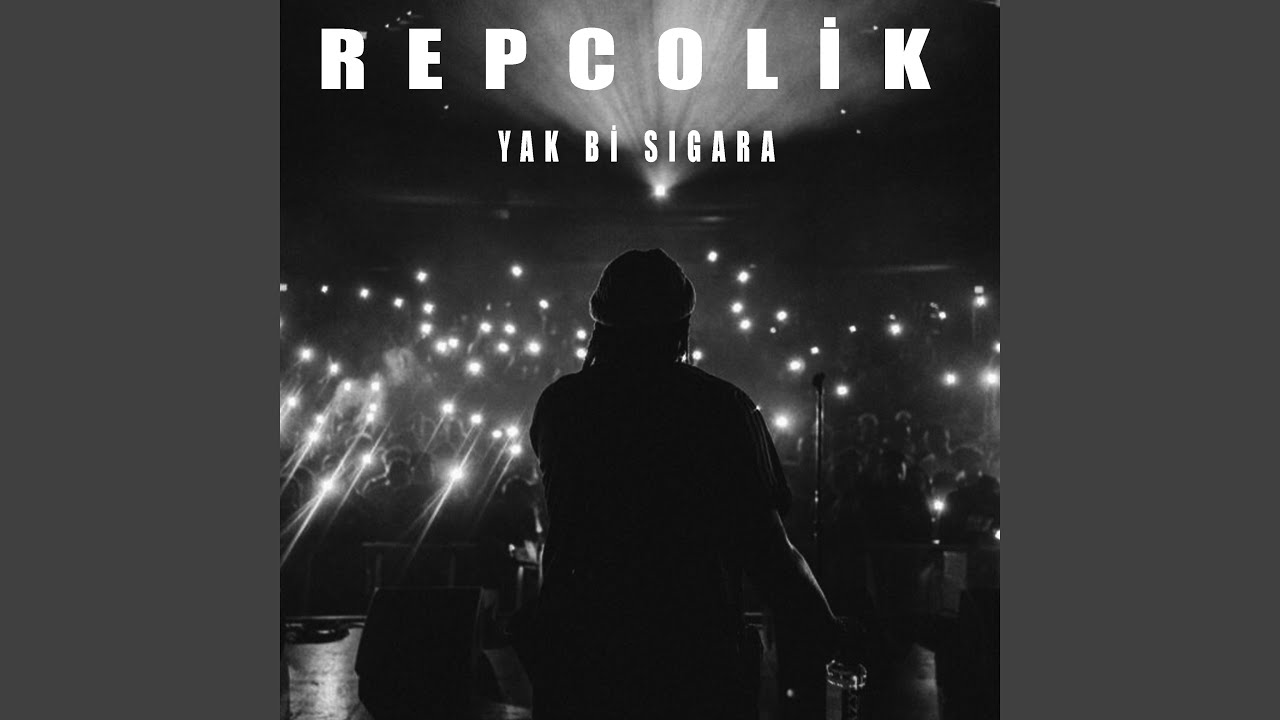 Yağmur Yanaklarını Islatır