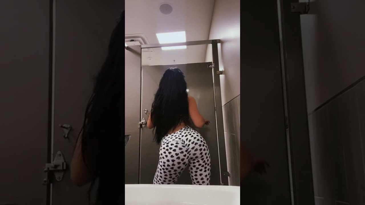 #YağmurŞimşek #Twerk Kesinlikle İzlemeniz Gereken Nefes Kesen Twerk Dans..