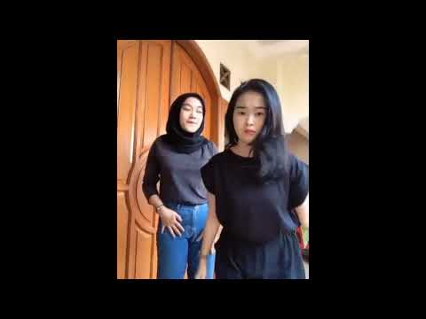 Yang Lagi Viral Nih. Jilbab Gunung Gede
