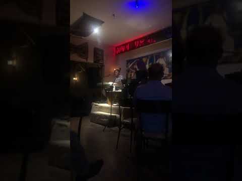 Yazımı kışa çevirdin Leylam - Özgür İnce - Munzurum Türkü bar Kuşadası 18.08.2021