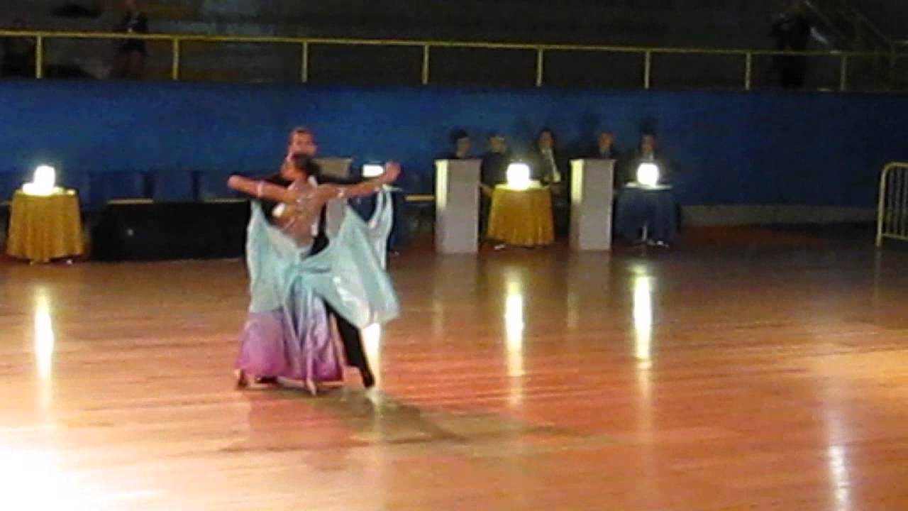 Yevgen Gurin and Darya performing tango
