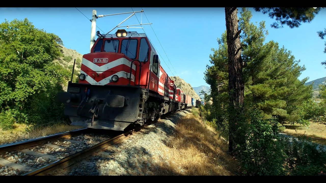 Yük Treni; DE24155 +DE24318 & DE24322 + DE24369 Km 284+906