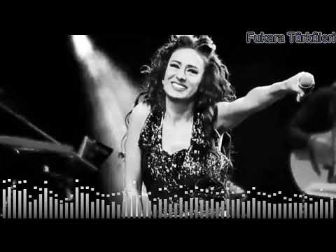 Yıldız Tilbe - Hasretim ben sana deli gibi hasretim El ele yan yana öperken hasretim