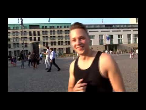 Yo oli kissing prank re-upload